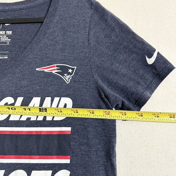 Nike NFL Apparel Women's New England Patriots Graphic T-Shirt Blue Size Medium - Picture 4 of 8